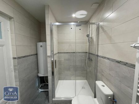 Location Appartement 3 pièces 63m² BOURG EN BRESSE 01000 - Photo 4