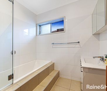 86 Regatta Road, Canada Bay NSW 2046 - House For Rent | Domain - Photo 4
