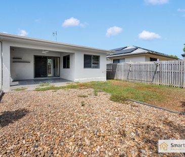 11 Parsonia Drive, Rasmussen QLD 4815 - House For Rent | Domain - Photo 4