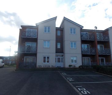 1 bedroom Flat To Let - Photo 2