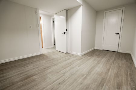 For Lease - 699 Classic Drive Unit# Lower, London East, Ontario - Photo 4