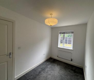 3 bedroom semi-detached house to rent - Photo 6