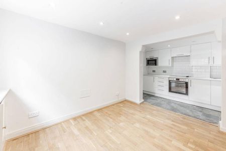 1 bedroom flat to rent - Photo 3