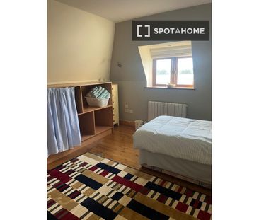Room for rent in 5-bedroom apartment in Portmarnock, Dublin - Photo 1