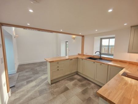 Piglets House, Helston, TR12 - Photo 3