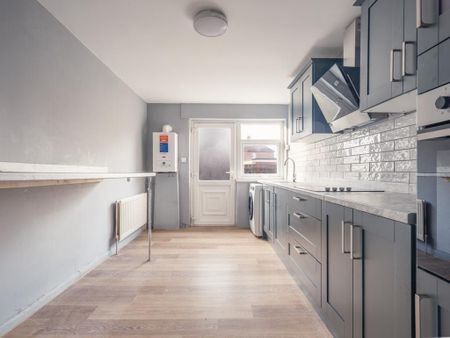 2 bedroom apartment to rent - Photo 5