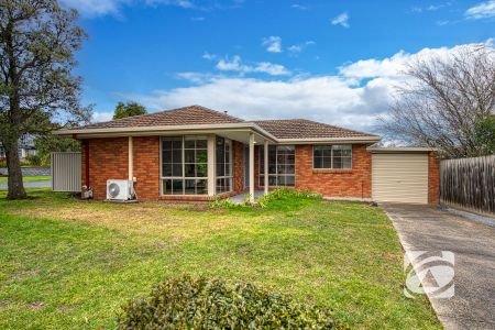 FRESHLY RENOVATED IN BERWICK - Photo 5