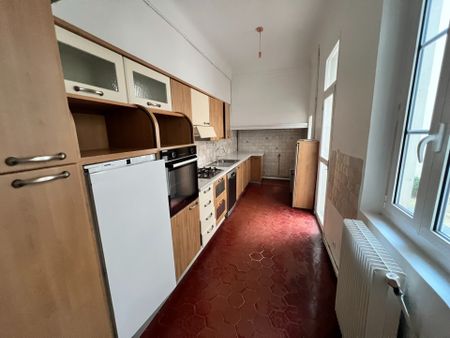 Location Appartement 3 pièces 69m² AIX EN PROVENCE 13100 - Photo 4