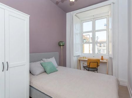 Largo Vitorino Damásio, Lisbon, Lisbon 1200-872 - Photo 5