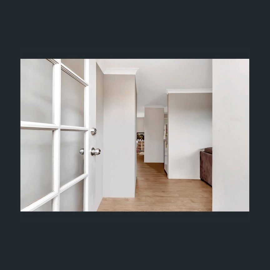 Coastal comfort meets convenience! - Photo 1