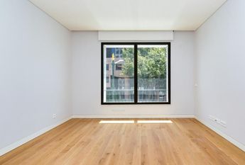 2 Bedroom Apartment with a view, Largo do Rato, Lisboa