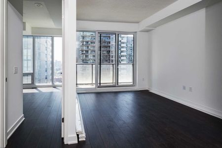 For Lease - 115 Blue Jays Way Unit# 3307, Toronto, Ontario - Photo 3