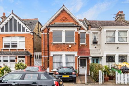 4 bedroom maisonette to rent - Photo 3