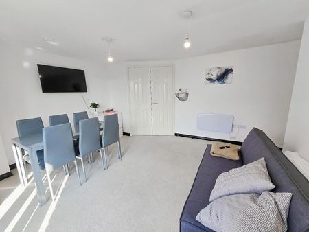 2 Bed Flat, Fusion 7, M5 - Photo 3