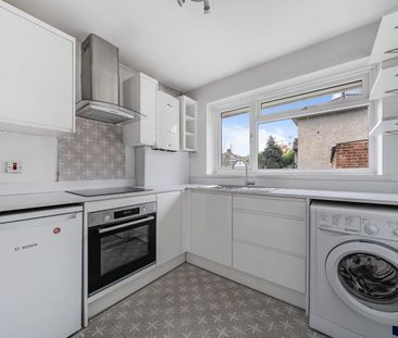 Admaston Road, London, SE18 - Photo 2
