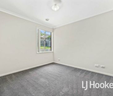 Huge Block With A Family Home! - Photo 5