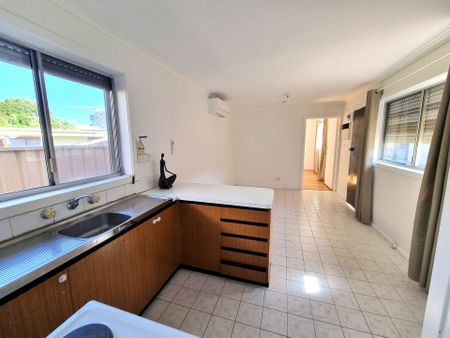 Brilliant Bungalow - Photo 5