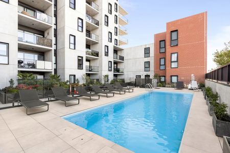 Setting a Benchmark for Luxury! - Photo 4