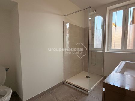 APPARTEMENT 1ER ETAGE DEUX CHAMBRES CLIMATISEES RUE POURTOULES ORANGE, - Photo 2