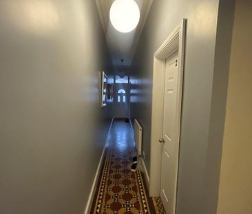 2 bedroom end of terrace house to rent - Photo 2