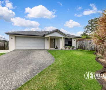 Spacious Family Retreat - Photo 3