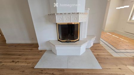 Grosszügige 4.5-Zimmer-Wohnung mit Cheminée, neuem Parkett und verglastem Balkon in Bülach - Foto 2