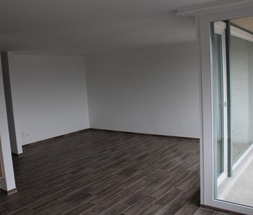 Rent a 2 ½ rooms apartment in Lyss - Photo 1