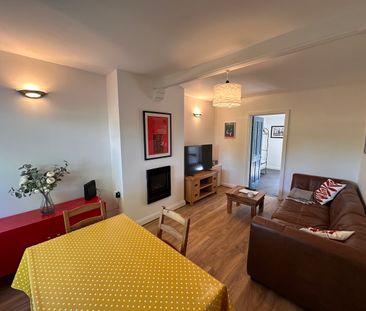 4 bedroom house - Photo 1