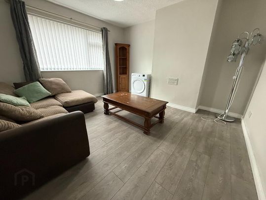 44 Oaks Road, Room Lets, Dungannon, BT71 4AS - Photo 1