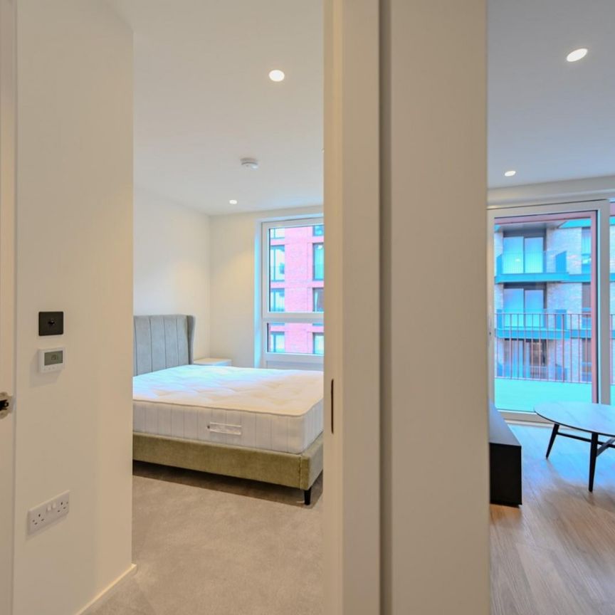 Hemlock Street, London, E14 - Photo 1