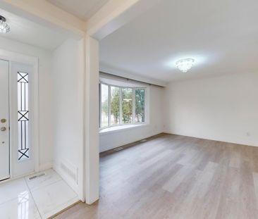 For Lease - 575 Third Line Unit# Main, Oakville, Ontario - Photo 3