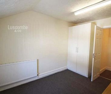 4 Double Bedroom on Albert Avenue, Newport - perfect for students - Photo 3