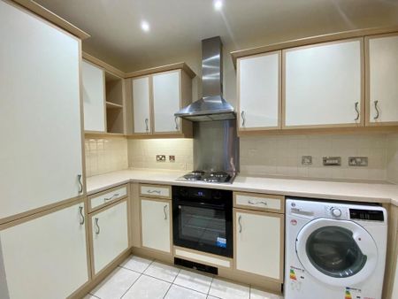 2 bedroom apartment to rent - Photo 5