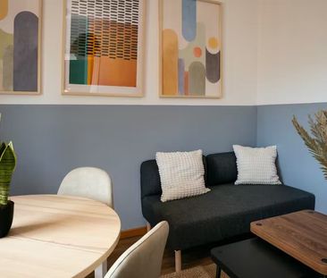 Carrer de Maurici Serrahima, Barcelona, Catalonia 08012 - Photo 4