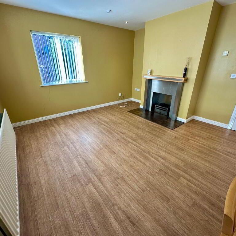 15 Glenmount Drive, Newtownabbey, BT36 7QQ - Photo 1