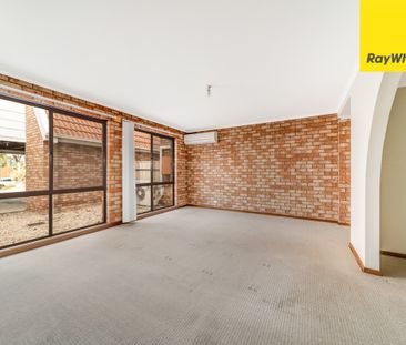 Spacious 3 bed townhouse in Scullin - Photo 6