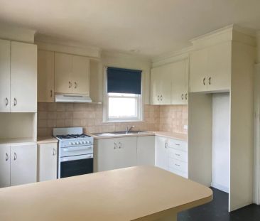 THIS PROPERTY FEATURES: - Photo 3