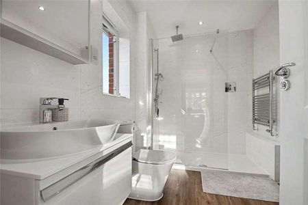 Woodland Way, Droitwich Spa, Worcestershire, WR9 - Photo 3