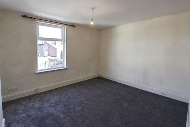 3 bedroom House To Let - Photo 1