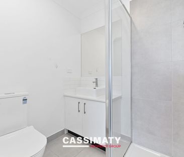 Modern Living in the Heart of Lochaven Estate - Photo 4