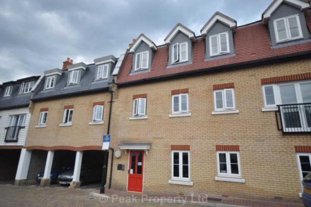 Rocheforte House Roche Close, Essex - Photo 1