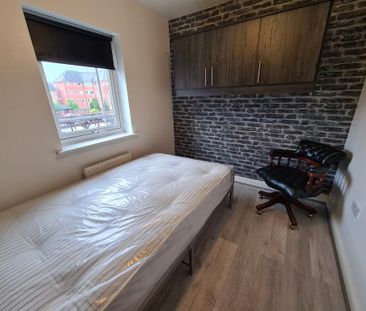 3 bedroom townhouse to rent - Photo 3
