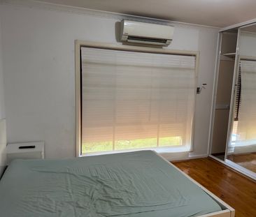 Thomastown - Photo 1