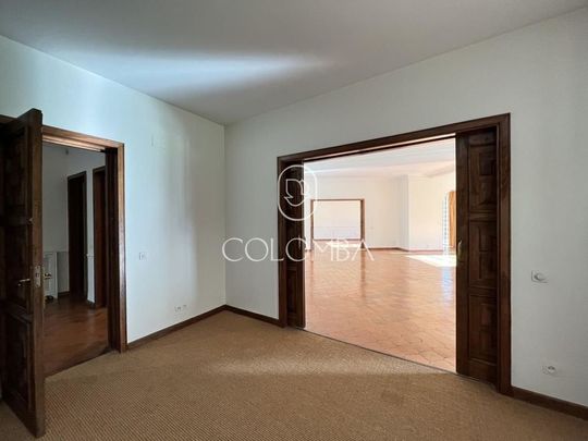 Luxury Villa for rent in Madrid, Spain - Photo 1