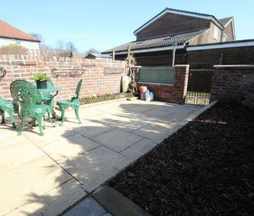 2 bedroom terraced house to rent - Photo 6