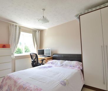 3 bedroom semi-detached house to rent - Photo 3