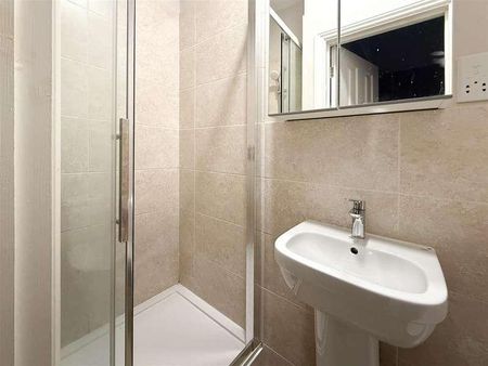 The Walk, Roath, CF24 - Photo 5