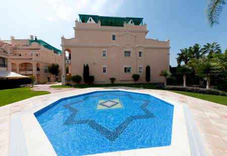 Apartamento planta baja en alquiler en Marbella, Marbella - Photo 5