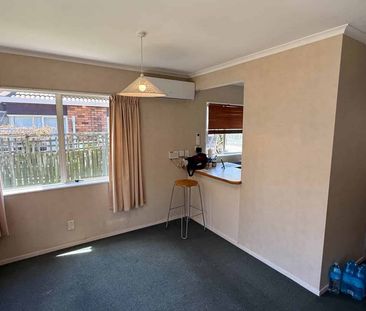 3 Bedroom Townhouse in the Mount - Photo 2