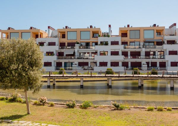 Apartment, with indoor pool, jacuzzi, sauna and gym, in Benahavis